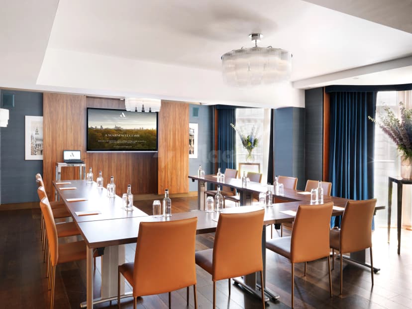 The Athenaeum Hotel & Residences — photo 3