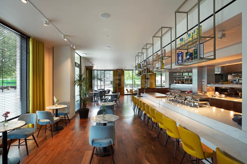 Tower Suites by Blue Orchid — photo 2