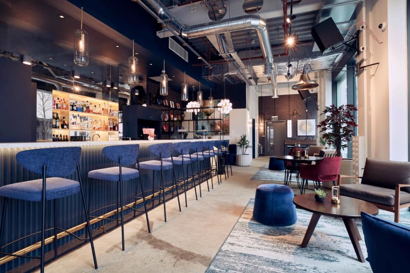 Qube East - Bar & Recording Studios — photo 1