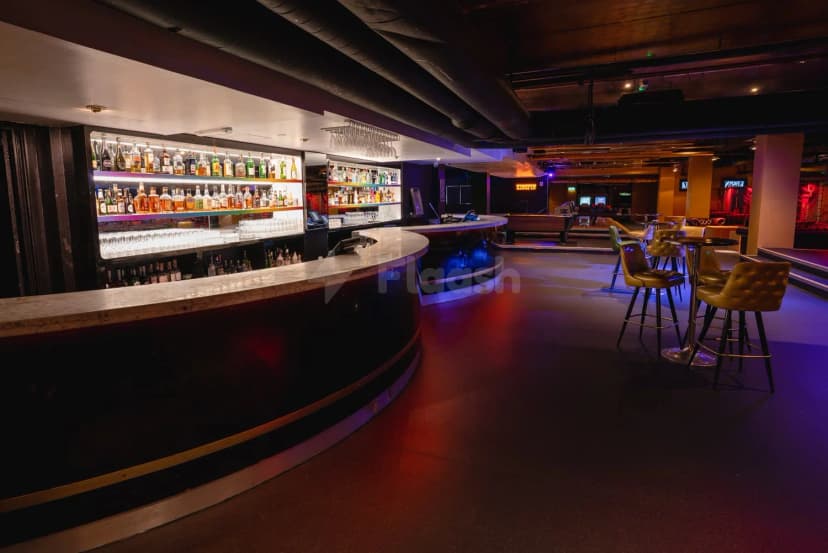 Bloomsbury Bowling Lanes & The Kingpin Suite — photo 5