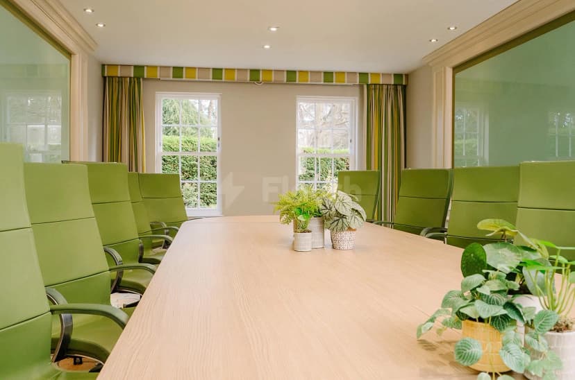 Royal Berkshire, Exclusive Collection — photo 1