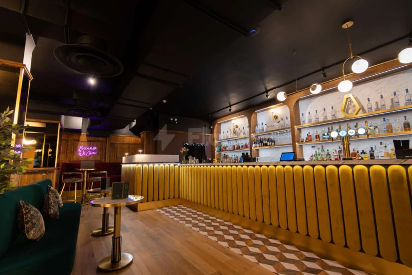 The 1 Bar — photo 4
