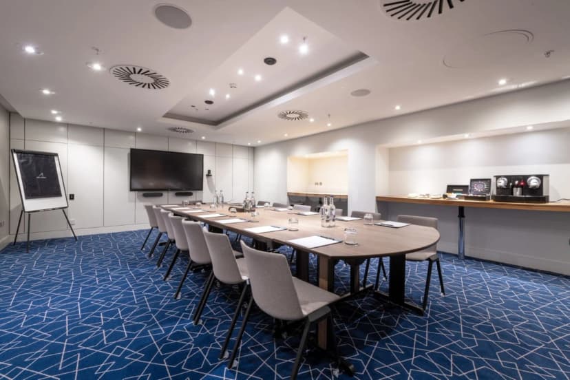 Apex City of London Hotel — photo 3