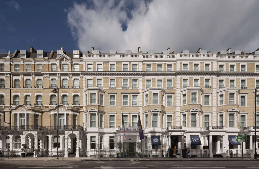 DoubleTree by Hilton London Kensington — photo 1