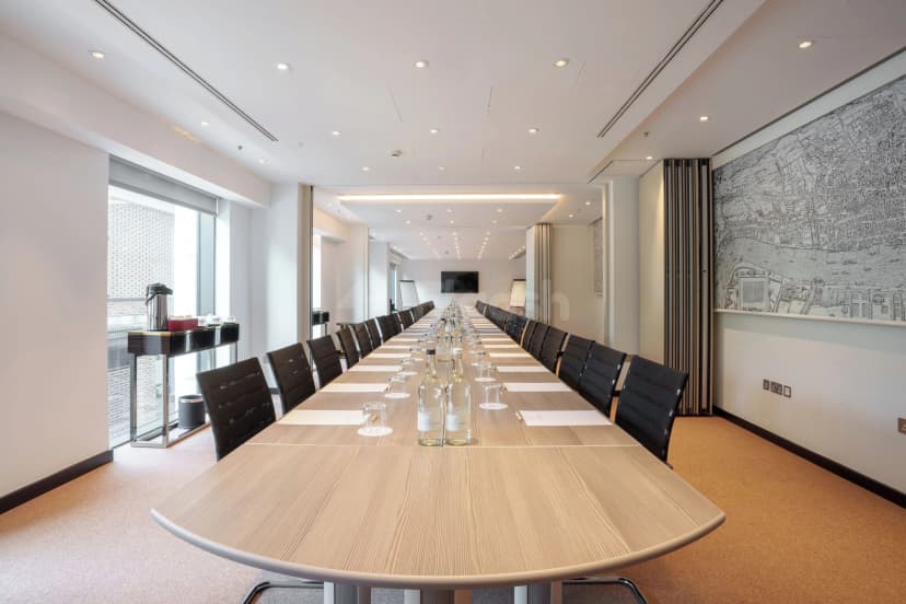 Leonardo Hotel London Aldgate — photo 3