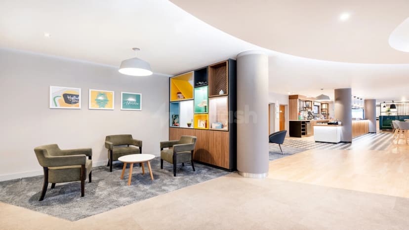 Holiday Inn London - Luton Airport — photo 4