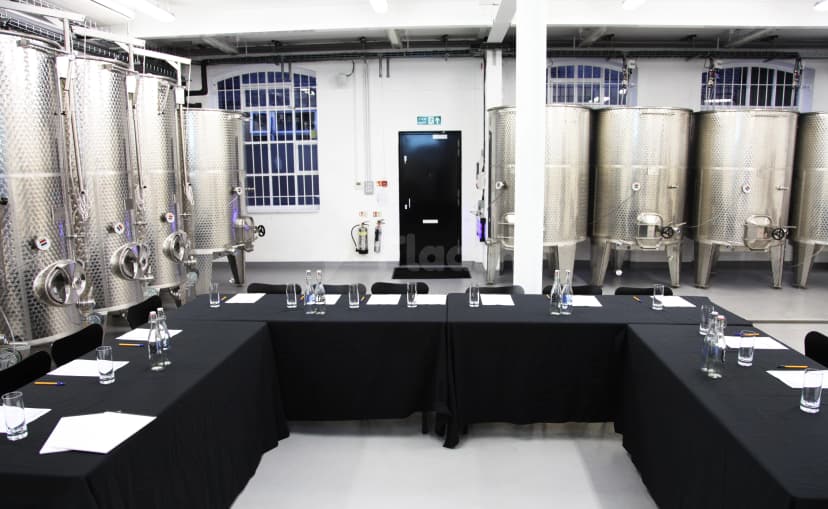 London Cru Urban Winery — photo 3