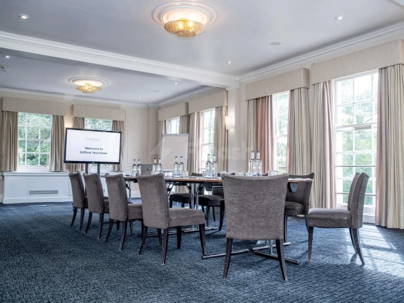 Mercure Thurrock Stifford Hall Hotel — photo 5