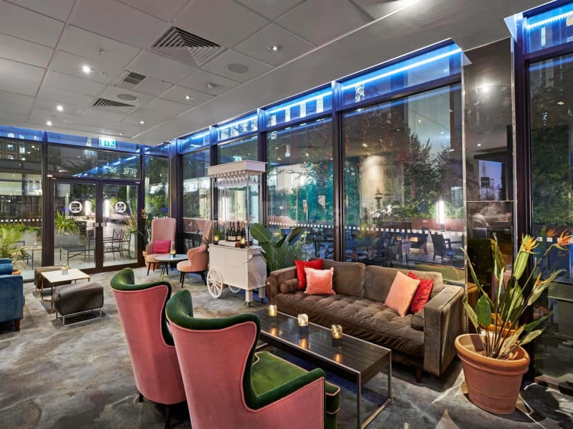 Novotel London West — photo 2