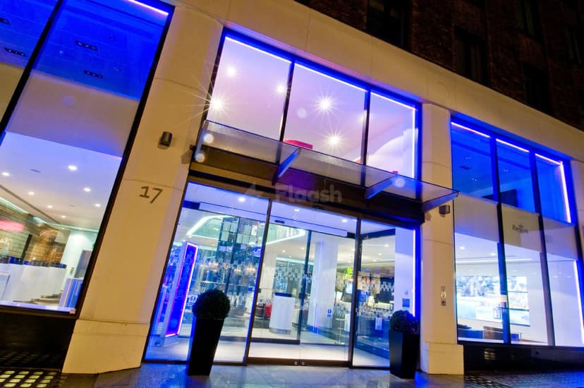 Regus Mayfair Berkeley Square — photo 1