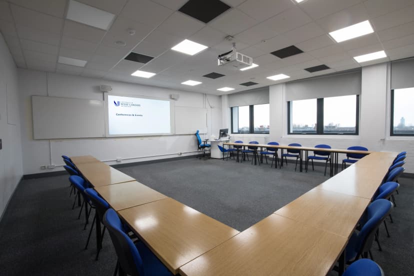 University of West London, Ealing Campus — photo 5