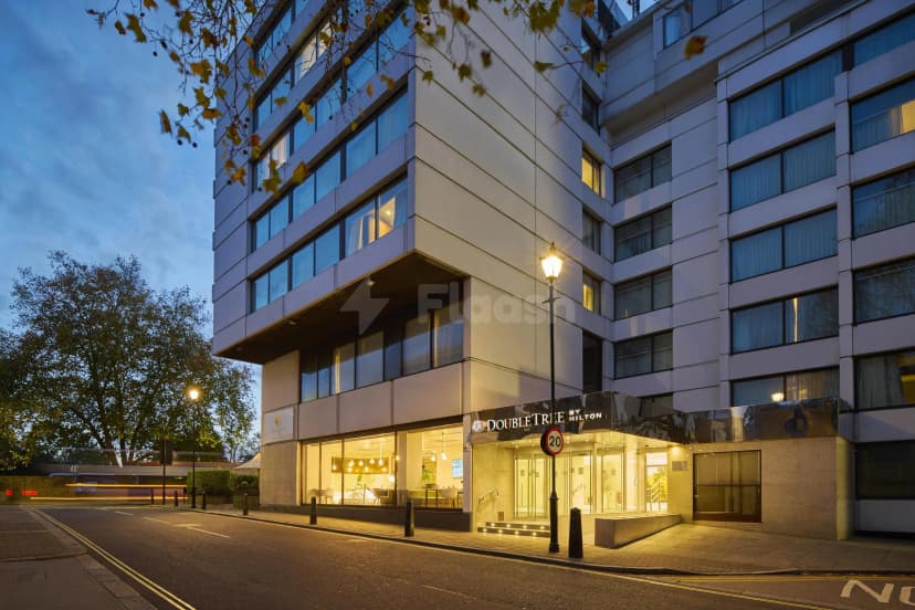 DoubleTree by Hilton London - Hyde Park — photo 1
