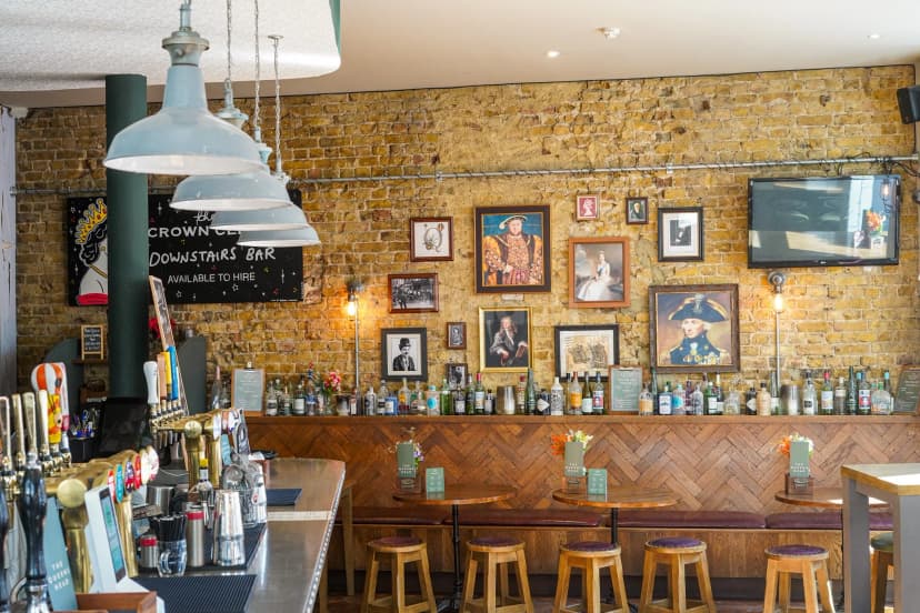 The Queens Head — photo 4