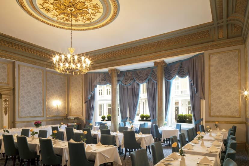 Gem Strathmore Hotel — photo 1