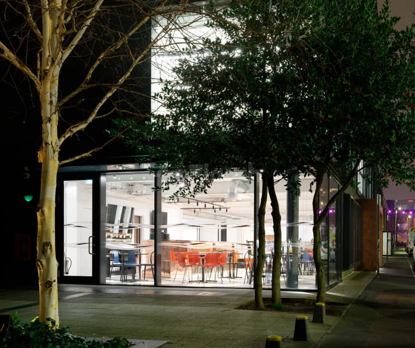 Us&Co Stratford — photo 1