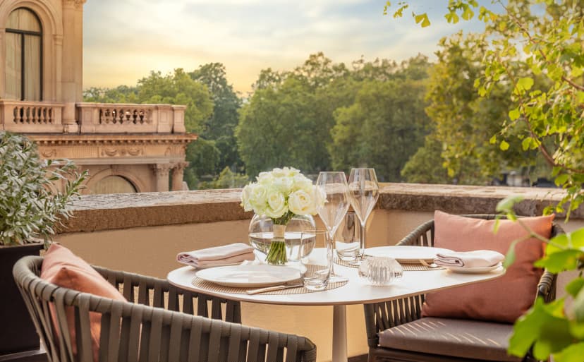 Four Seasons Hotel London at Park Lane — photo 1
