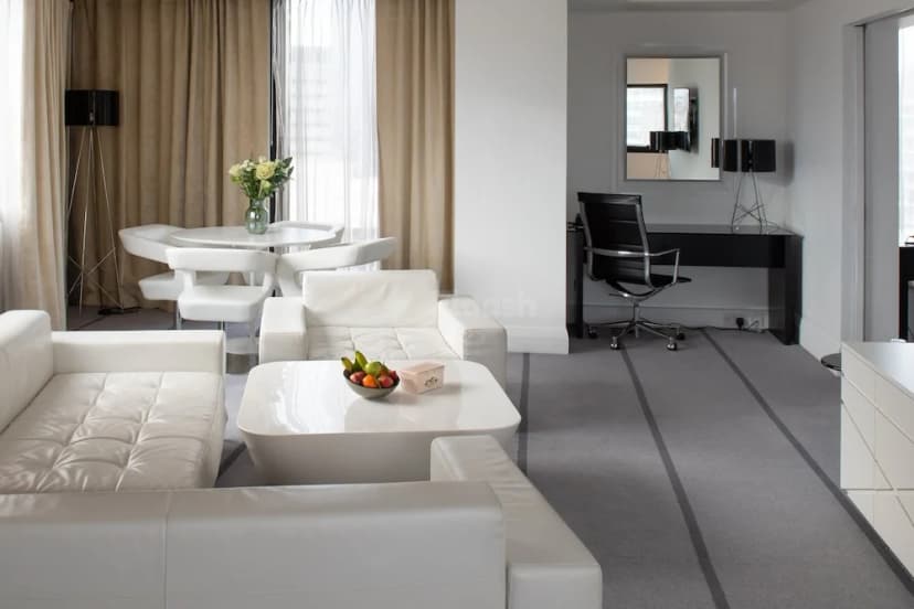 Crowne Plaza Manchester City Centre — photo 1