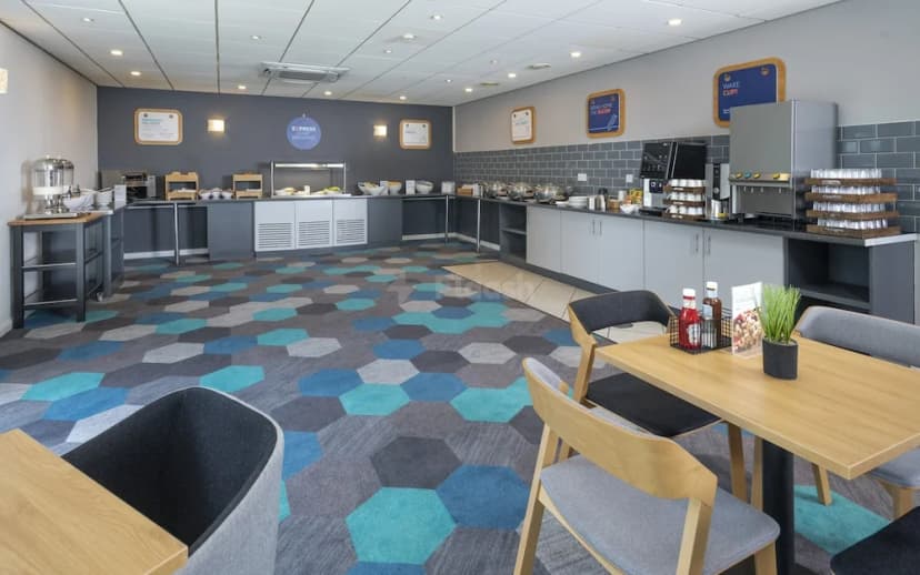 Holiday Inn Express Lichfield by IHG — photo 5