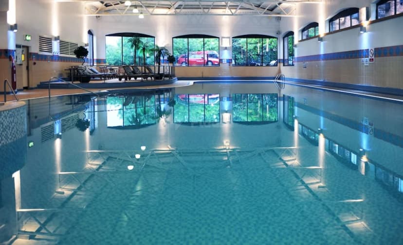 Village Hotel Manchester Hyde — photo 1