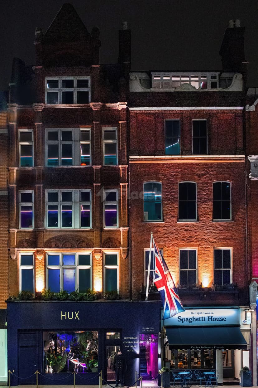 Hux Hotel — photo 1