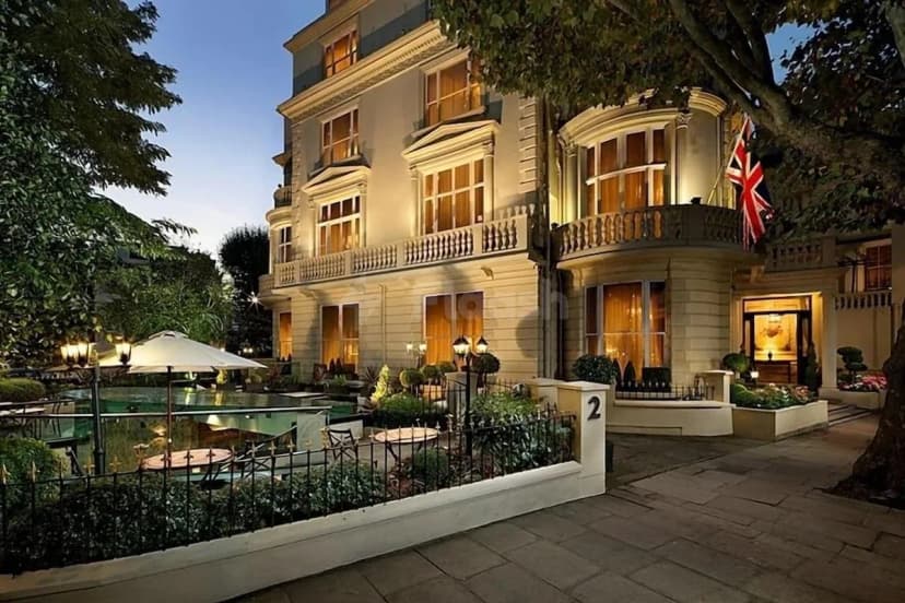 Jananeh Restaurant & Bar — photo 1