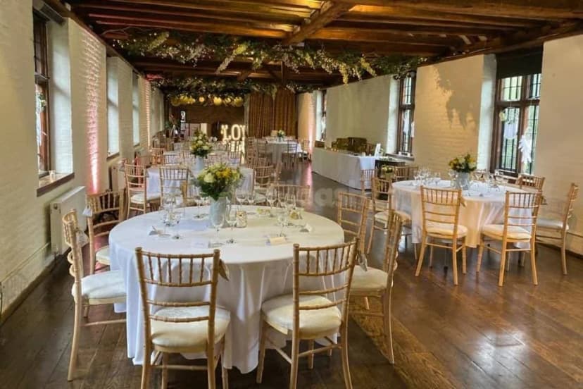 Tudor Barn Eltham — photo 4