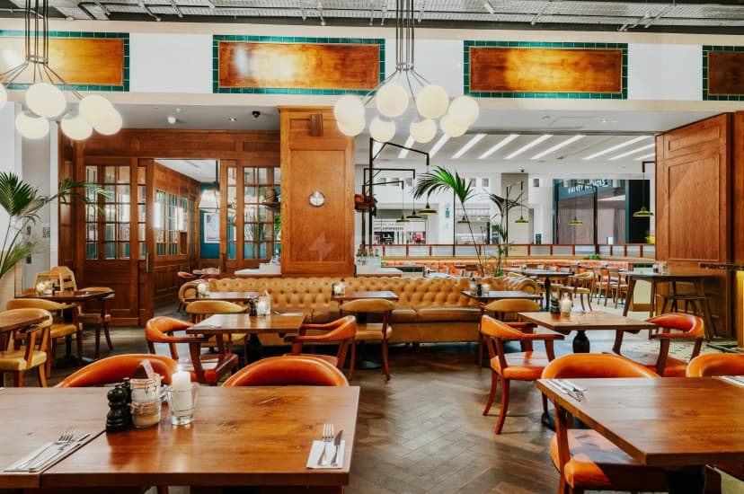 Medicine Restaurant, Bar And Terrace - The Mailbox — photo 4