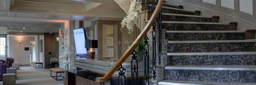 Best Western Plus Manor Hotel — photo 2