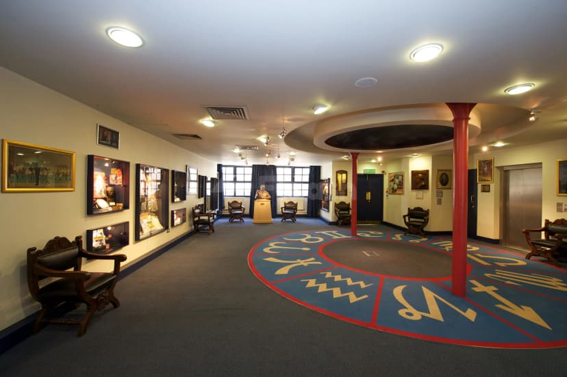 The Magic Circle — photo 1