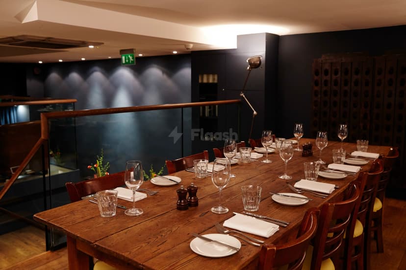 Clifford's Restaurant & Bar — photo 1