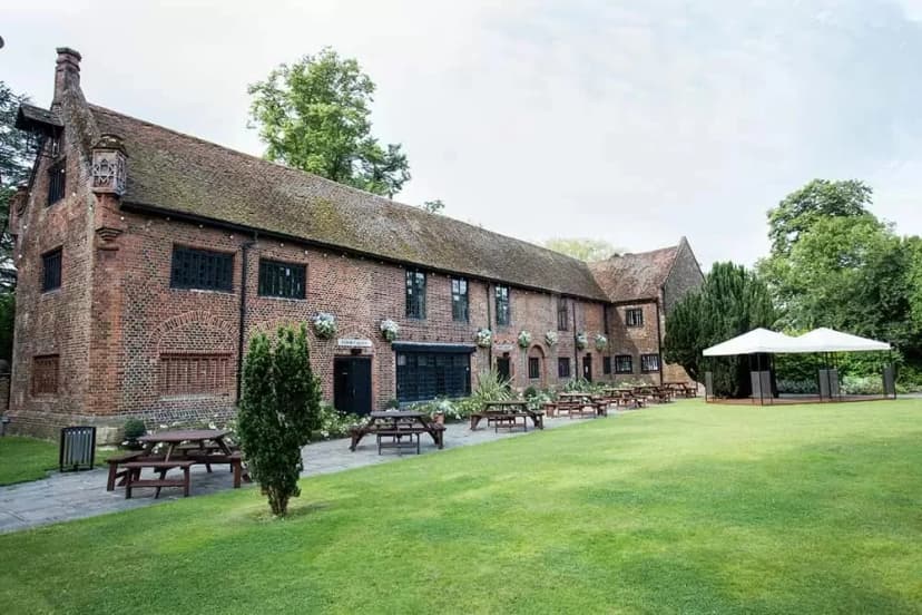 Tudor Barn Eltham — photo 3