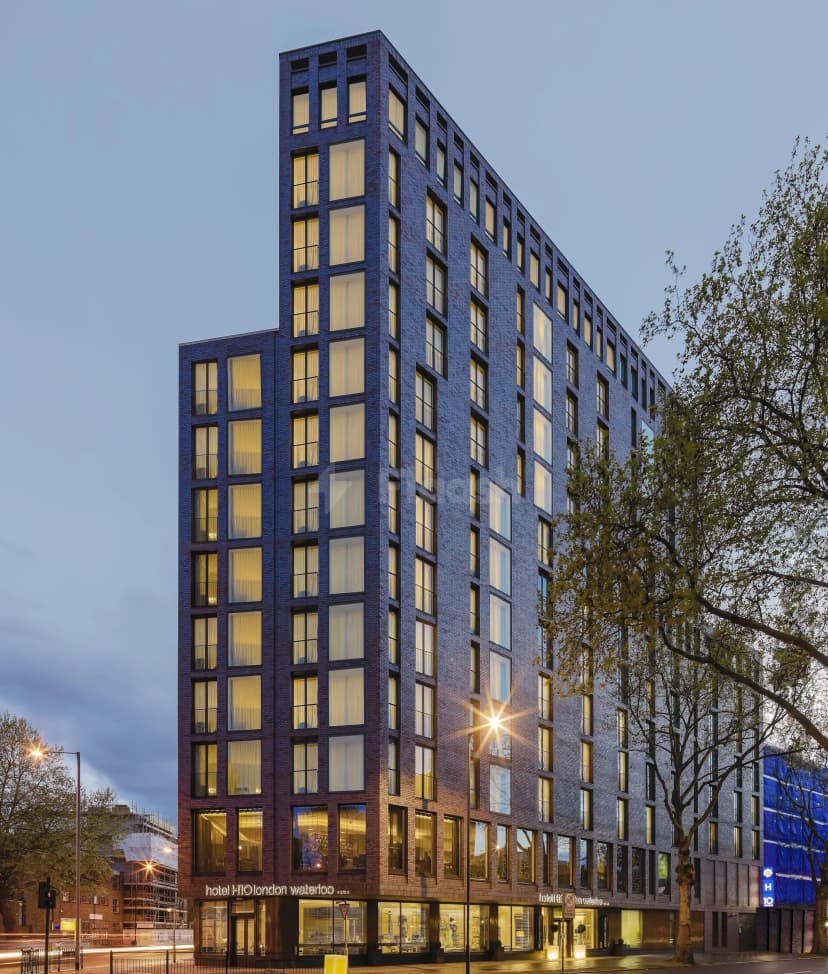 H10 London Waterloo — photo 1