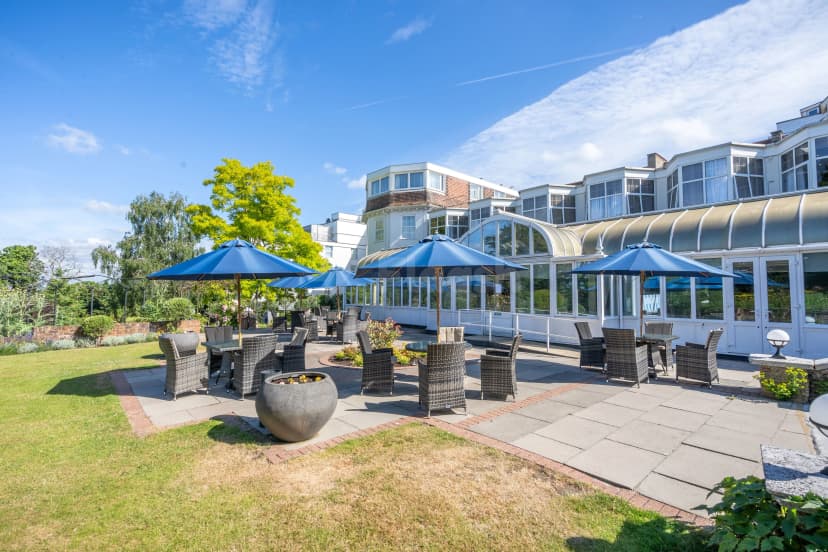 The Bromley Court Hotel — photo 5