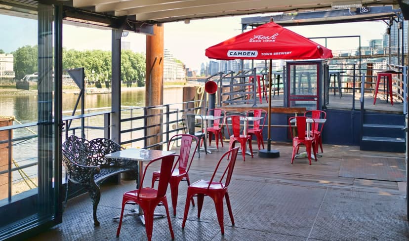 Battersea Barge — photo 1