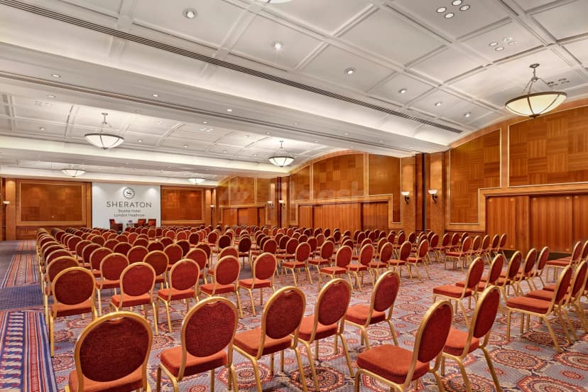 Sheraton Skyline Hotel London Heathrow — photo 1