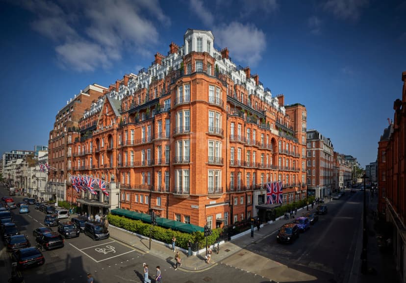 Claridge's Hotel — photo 1
