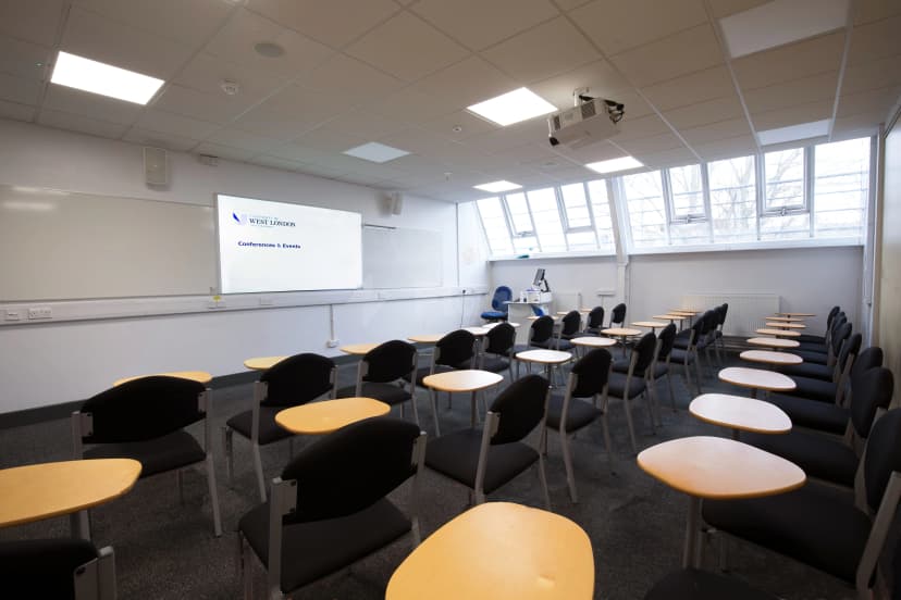 University of West London, Ealing Campus — photo 4