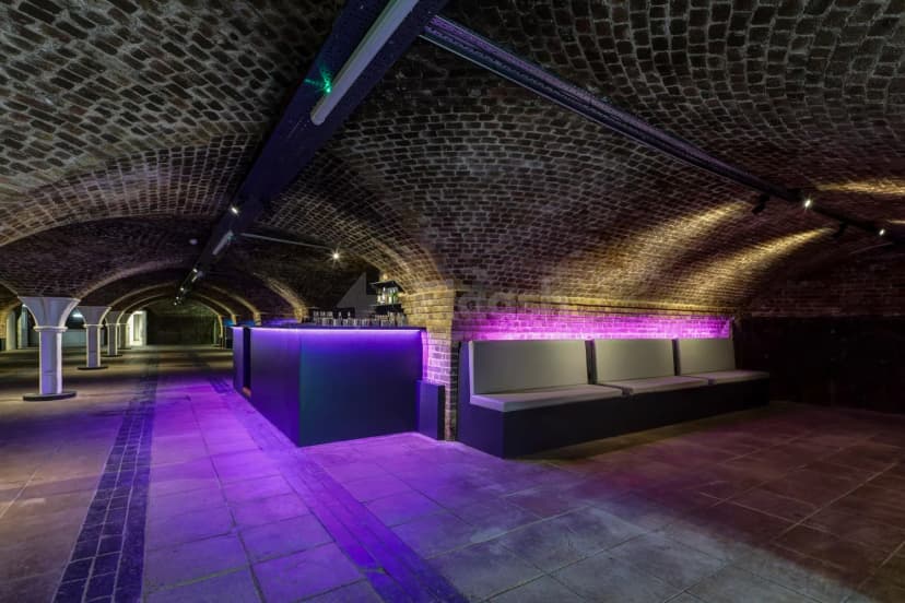 Dockside Vaults — photo 3
