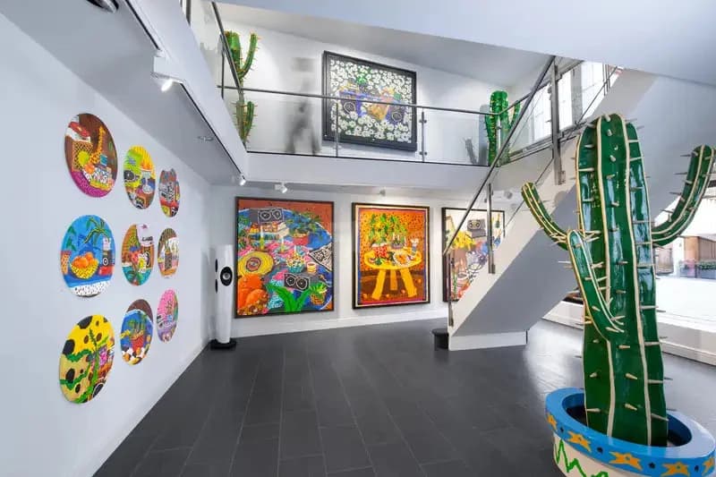 Luxury Mayfair Gallery — photo 5