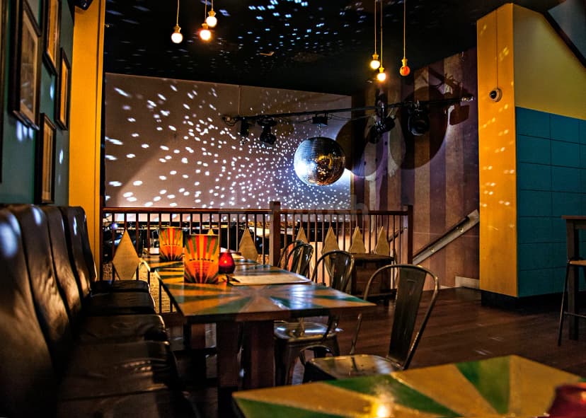 Trapeze Bar — photo 5