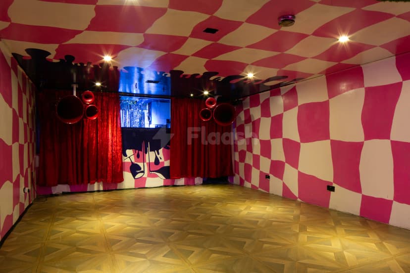 Bonkers  Bar — photo 3