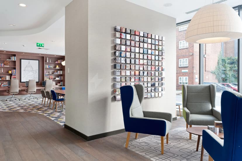 Hampton by Hilton London Waterloo — photo 2