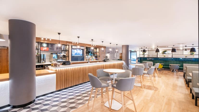 Holiday Inn London - Luton Airport — photo 5