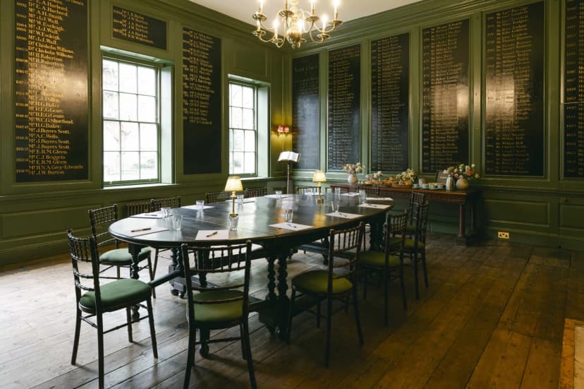 The Vestry House at St Giles in the Fields — photo 3