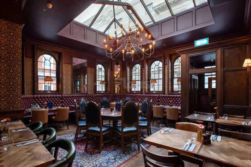 The Clarence Whitehall — photo 4
