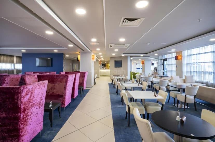 Hampton by Hilton Liverpool/John Lennon Airport — photo 2