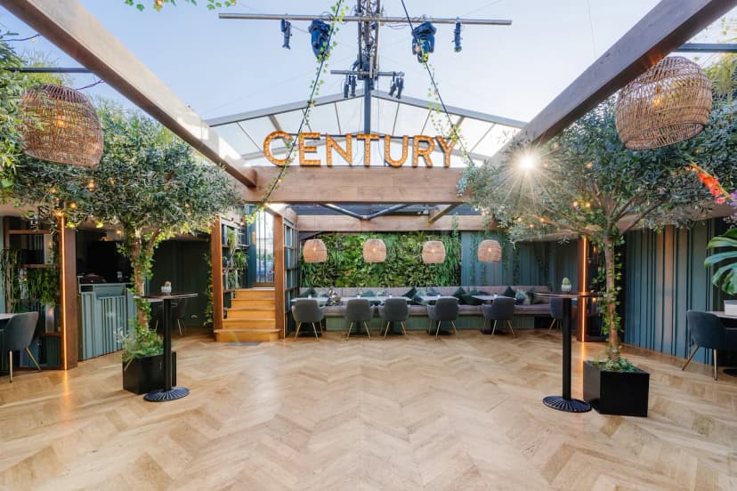 Century Club — photo 5