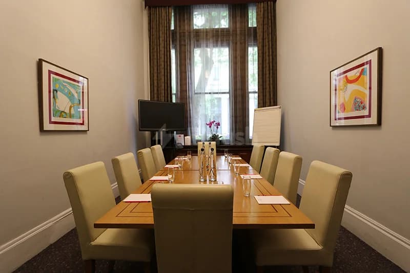 8 Northumberland Avenue — photo 3