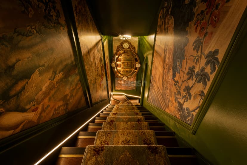 Dear Darling Mayfair — photo 2