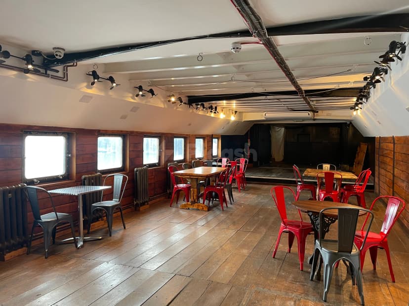 Battersea Barge — photo 2